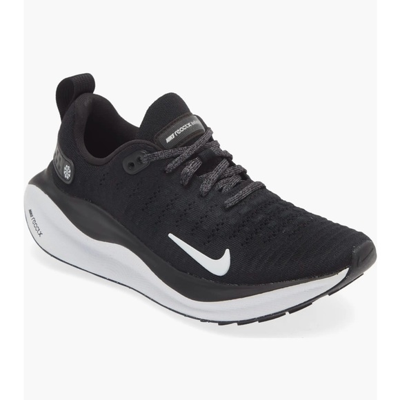 Nike Black Running Shoes - Picture 9 of 9
